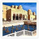 Hotels In Agra
